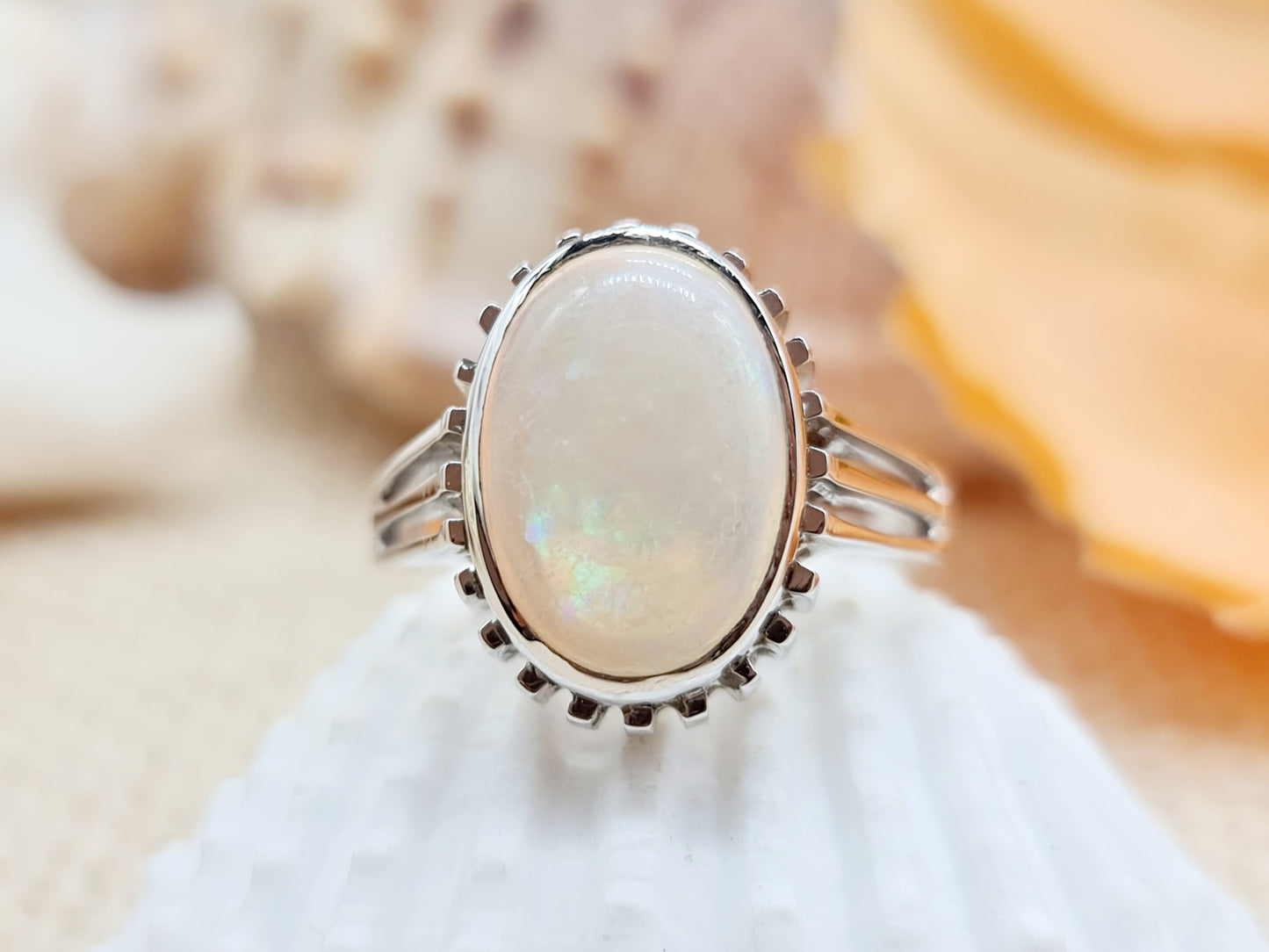 Vintage Ring Jelly Opal 585 14 KT Weißgold Gr. 60