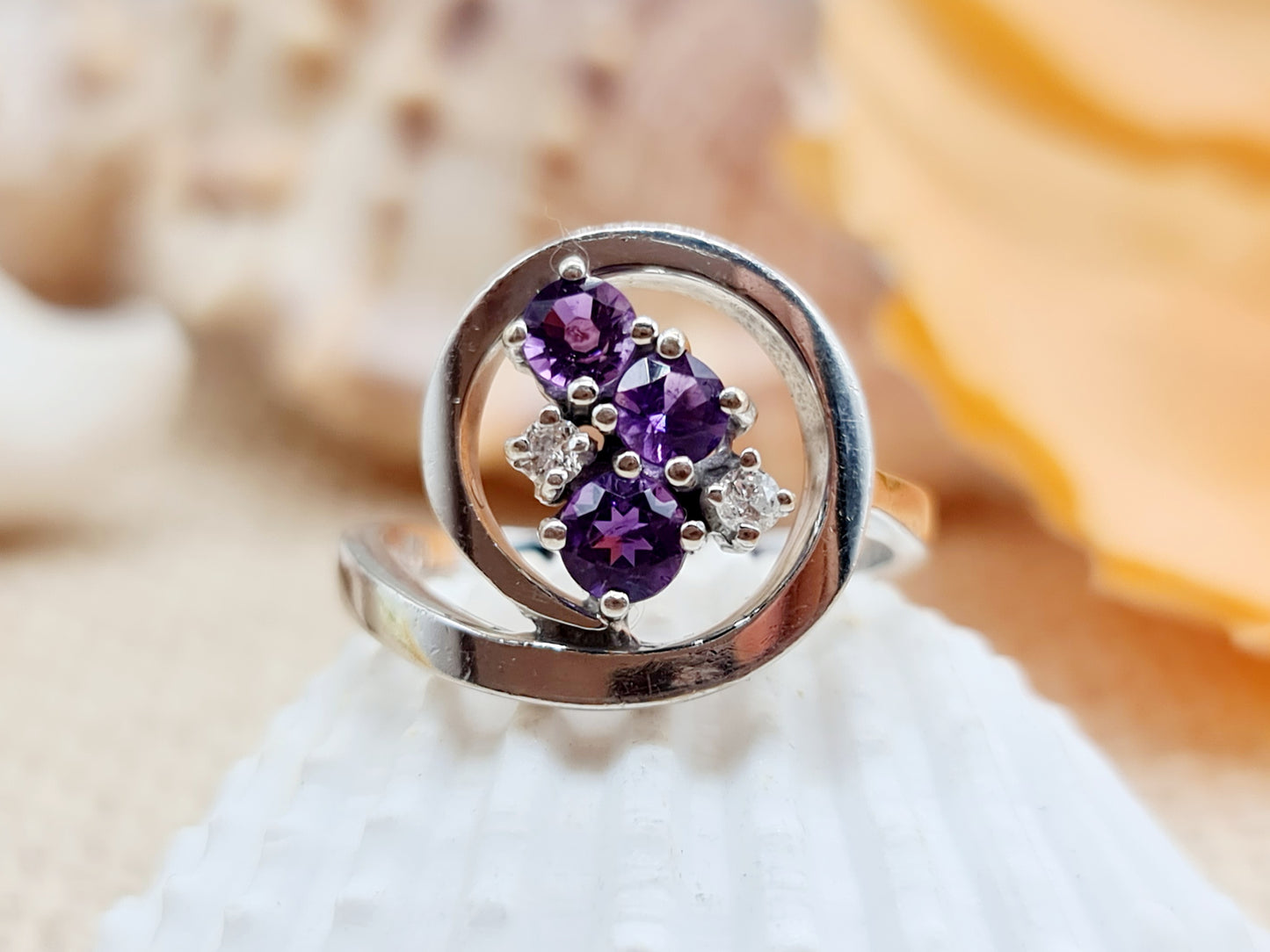 Ring Amethysten Brillanten 585 14 KT Weißgold Gr. 55